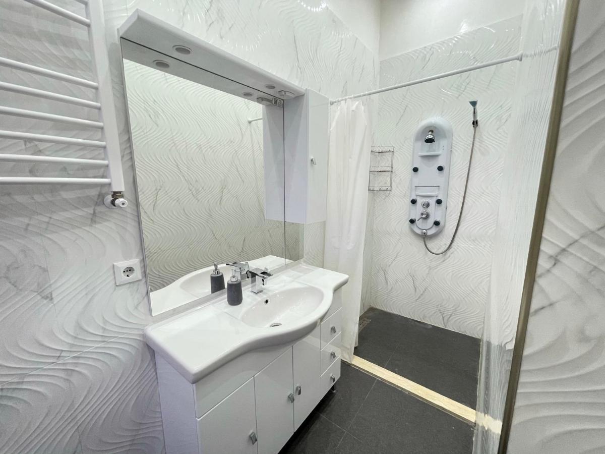 Deluxe Sapphire Residency - 4 Bedrooms Budapest Exterior photo